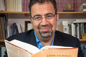 Daron Acemoglu et l’échec des démocraties